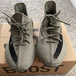 Yeezy boost 350 v2 “salt”